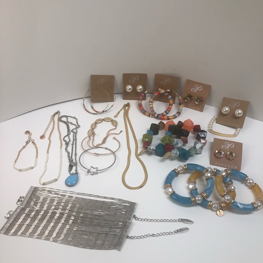 Plunder Jewelry Bundle 21 Piece Resellers Bundle - Picture 3 of 5